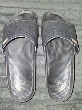 Freewaters Men’s Black Slide Sandals - Comfortable Water-Friendly Footwear